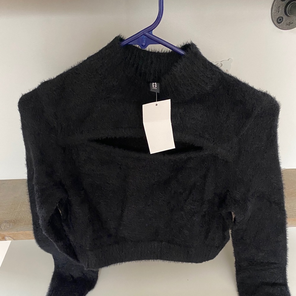NWT cute cropped black sweater H&M